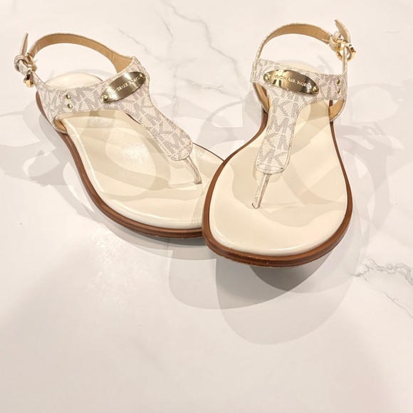 Michael Kors Beige and Gold Sandals - Picture 1 of 4